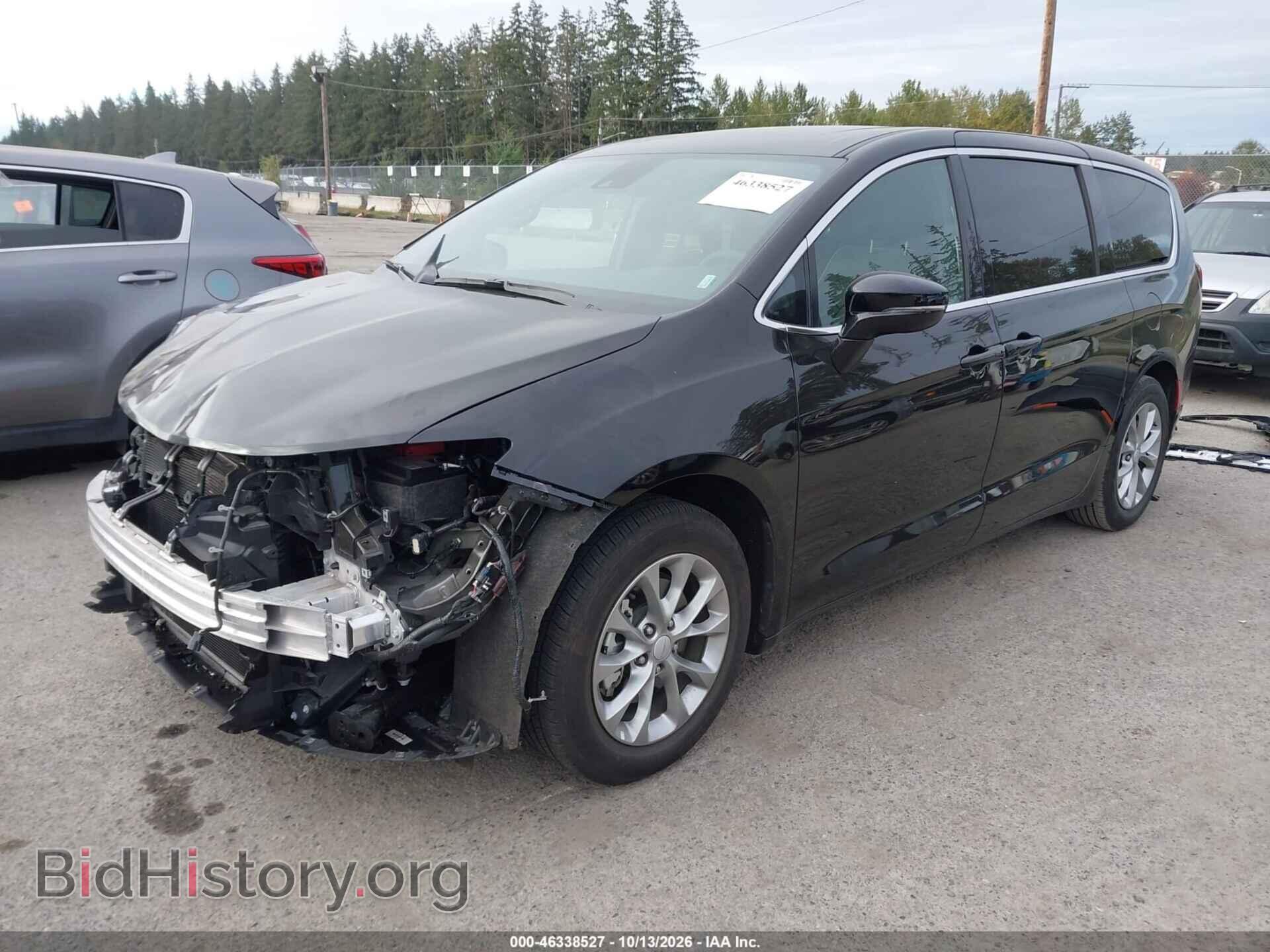 2027 CHRYSLER PACIFICA - VIN: 2C4RC1GG6VR570931 - Photo 2