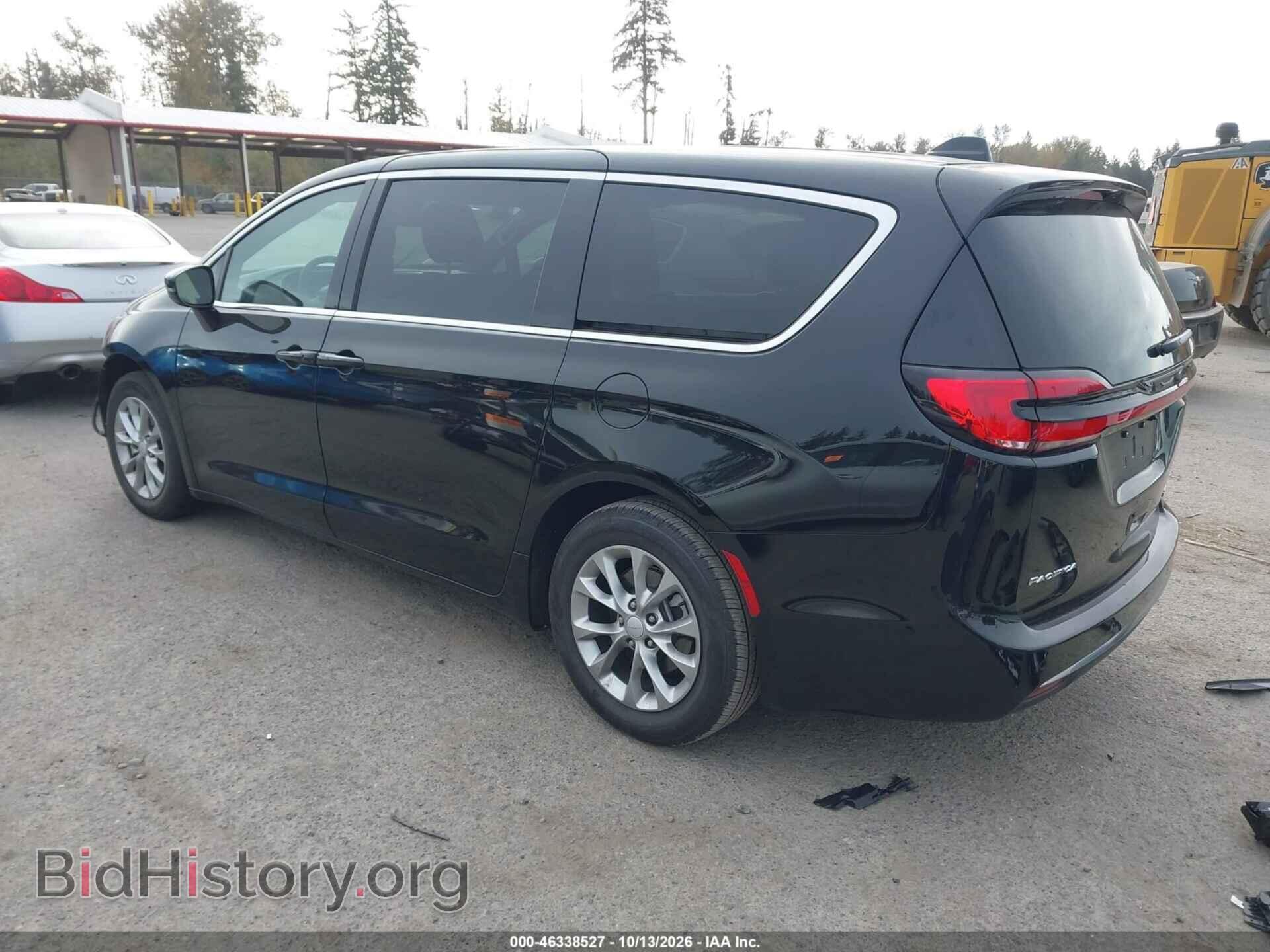 2027 CHRYSLER PACIFICA - VIN: 2C4RC1GG6VR570931 - Photo 3