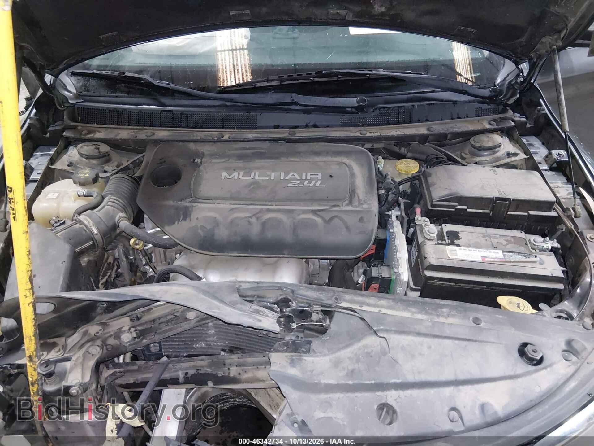2016 CHRYSLER 200 - VIN: 1C3CCCAB0GN160158 - Фото 10