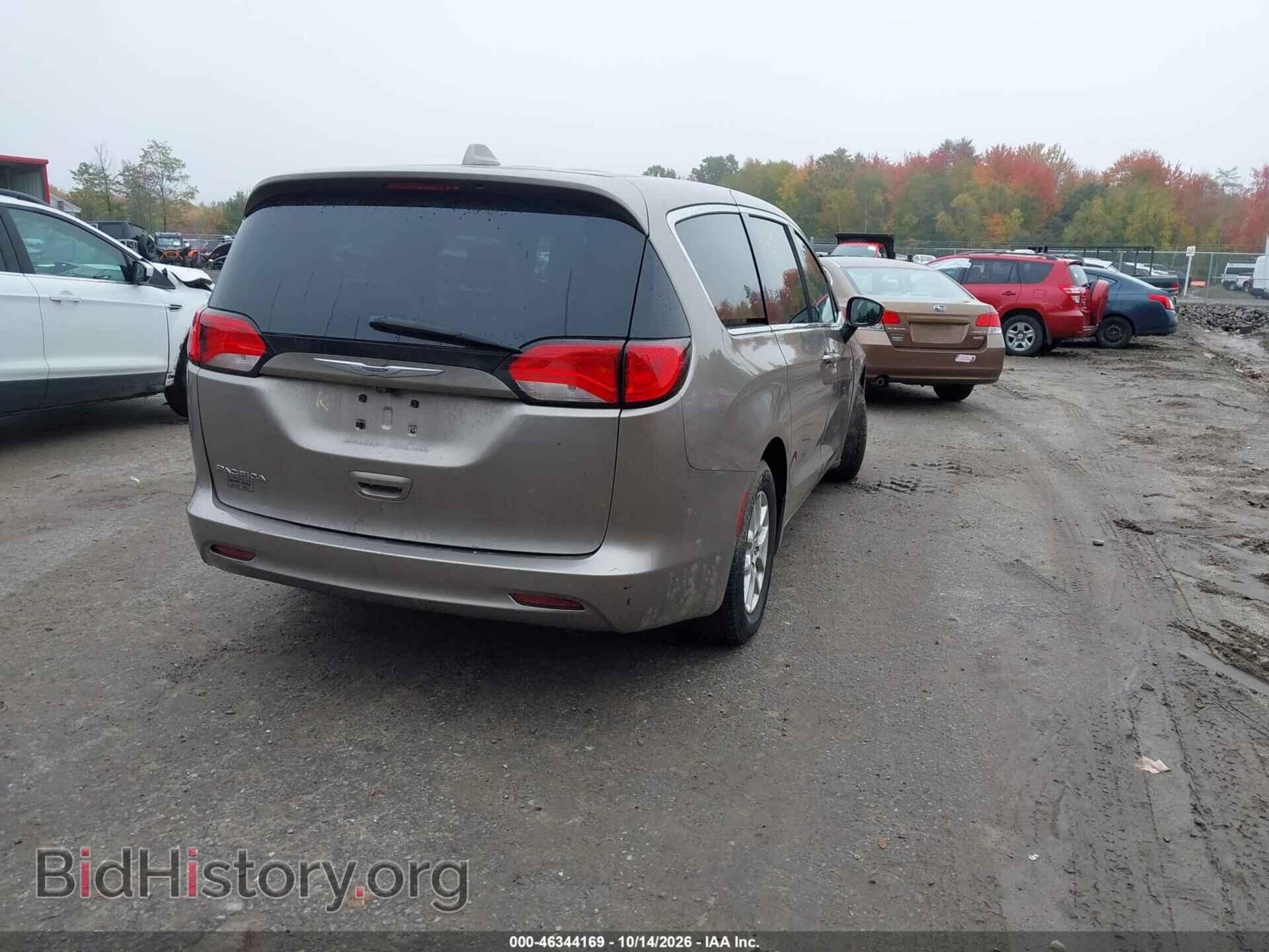 2017 CHRYSLER PACIFICA - VIN: 2C4RC1DG1HR592618 - Фото 4