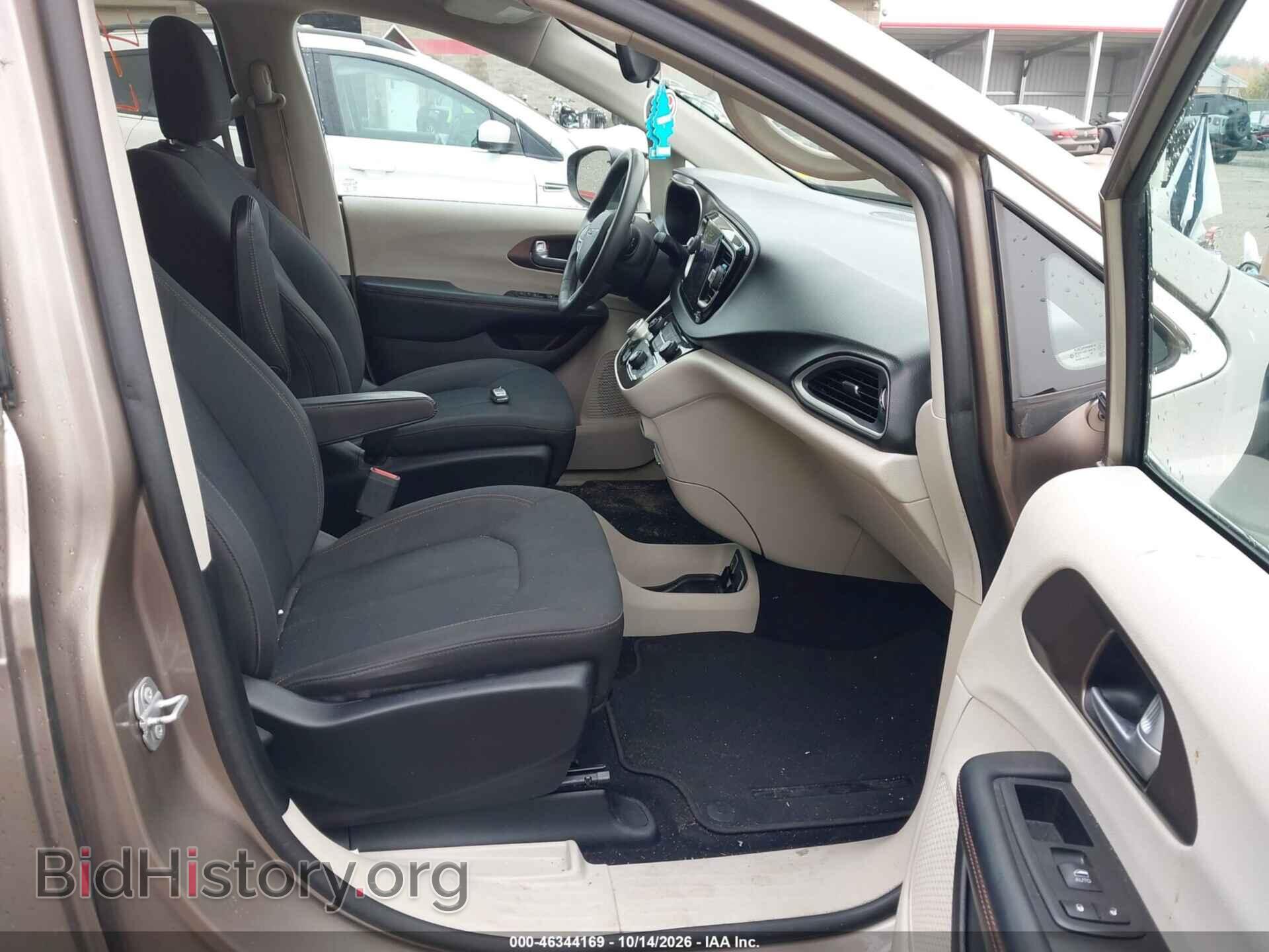 2017 CHRYSLER PACIFICA - VIN: 2C4RC1DG1HR592618 - Фото 5
