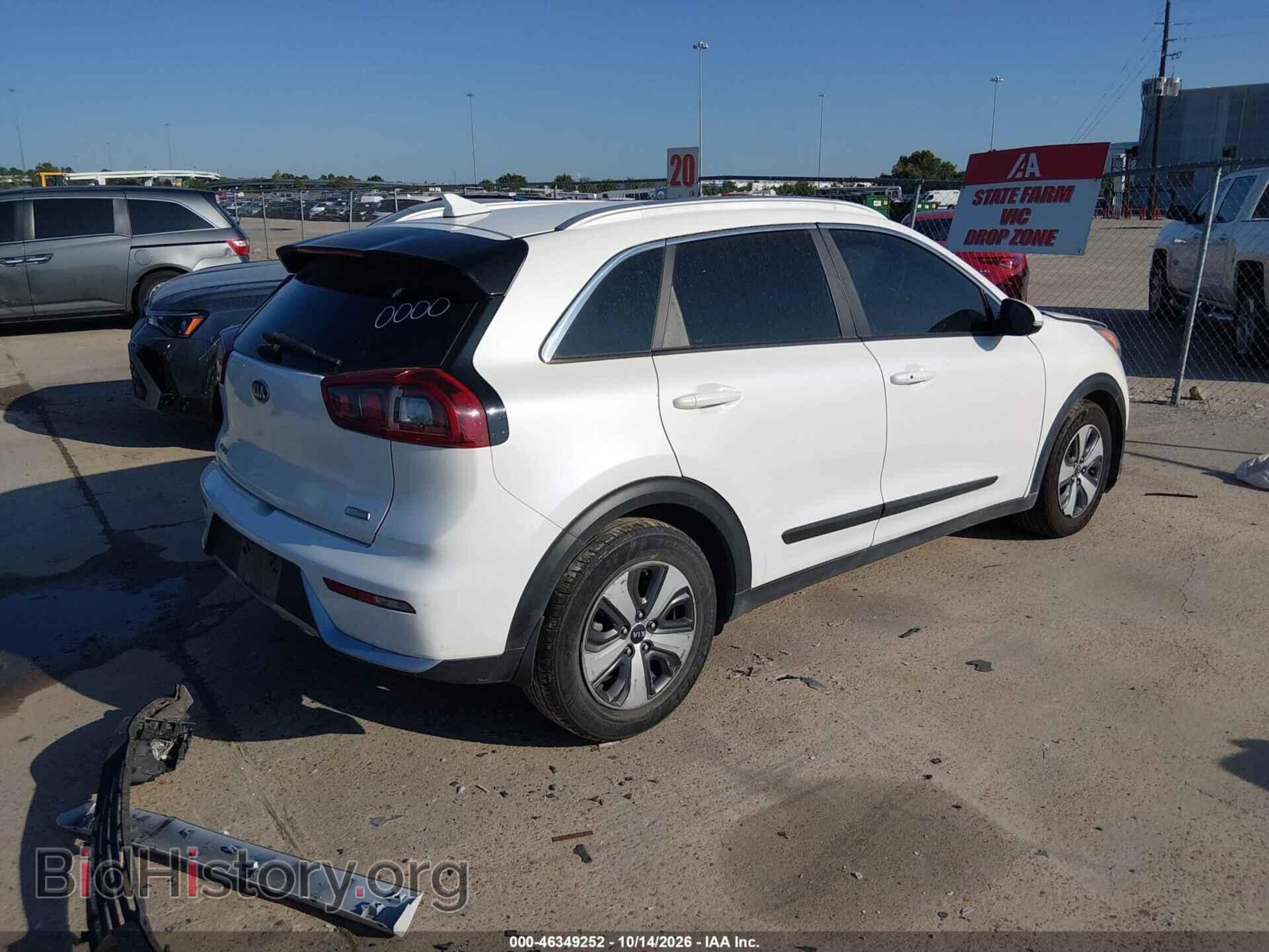2017 KIA NIRO - VIN: KNDCC3LC9H5060000 - Фото 4