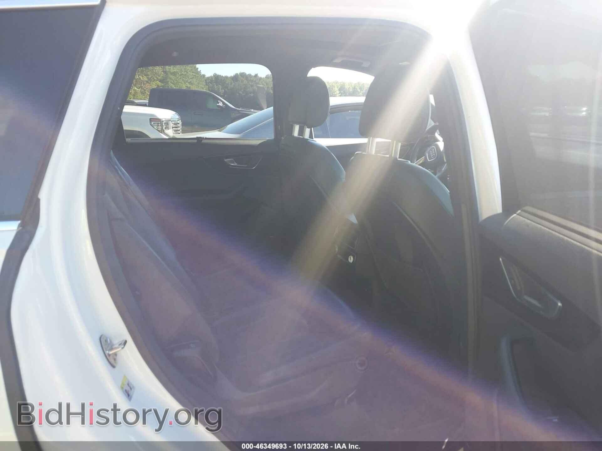 2017 AUDI Q7 - VIN: WA1LAAF74HD035238 - Photo 8