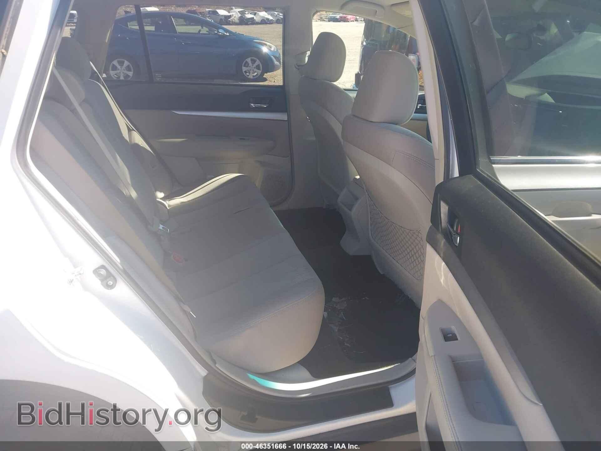 2014 SUBARU OUTBACK - VIN: 4S4BRBCC6E3273767 - Photo 8