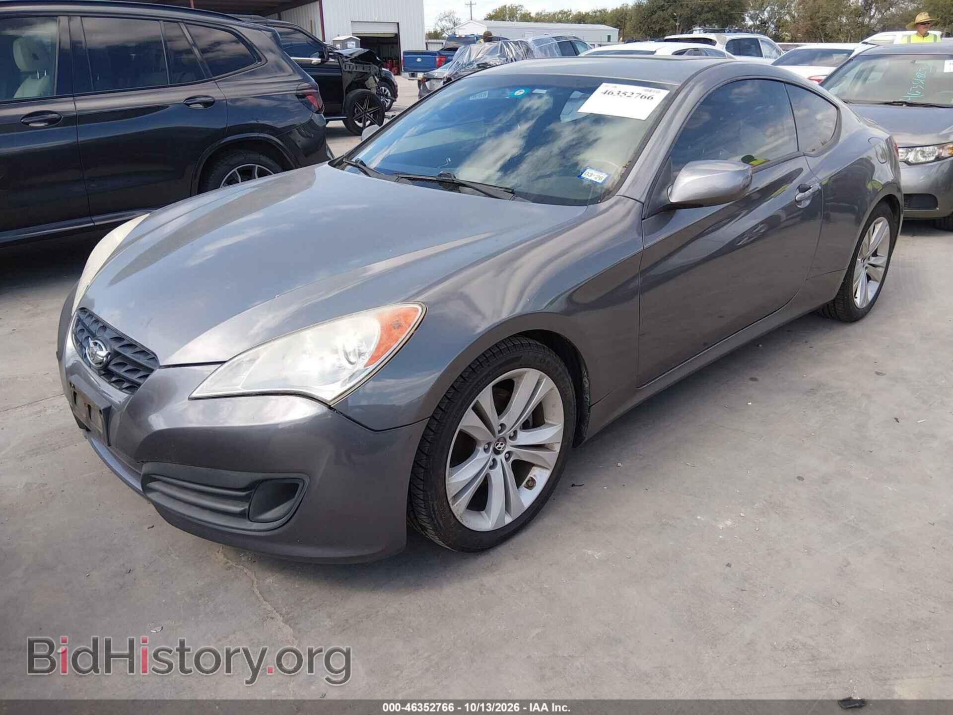 2012 Hyundai GENESIS (VIN KMHHT6KD4CU072714) — photo 2 of 11