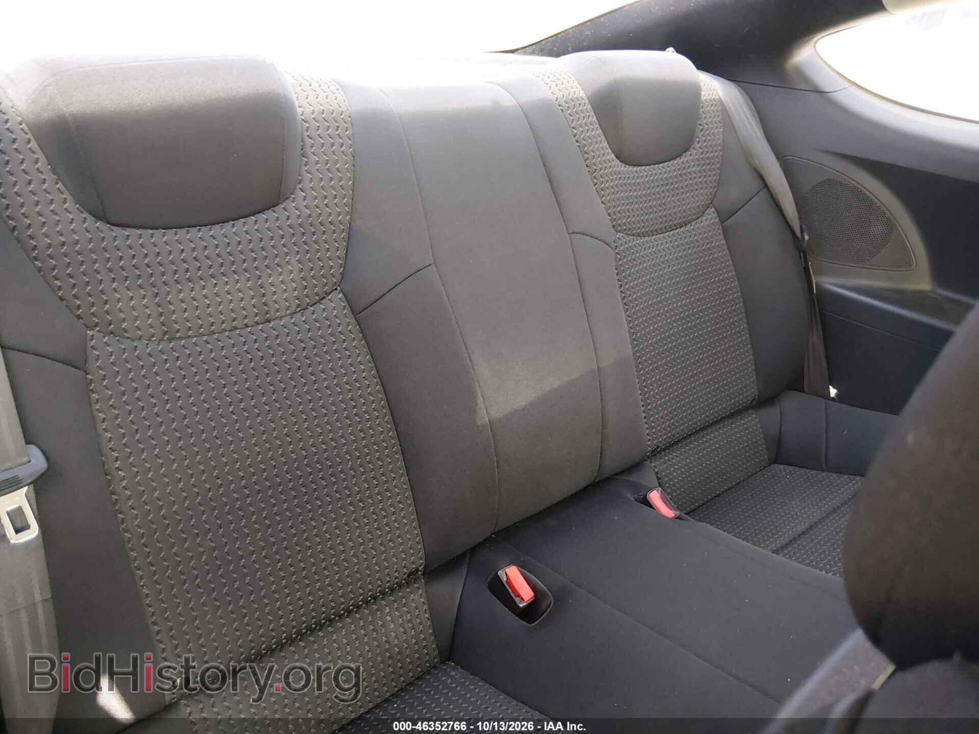 2012 Hyundai GENESIS (VIN KMHHT6KD4CU072714) — photo 8 of 11