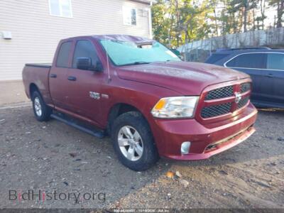 2018 RAM 1500 Express 4X4 6'4 Box, красный — VIN 1C6RR7FT6JS221638, IAAI