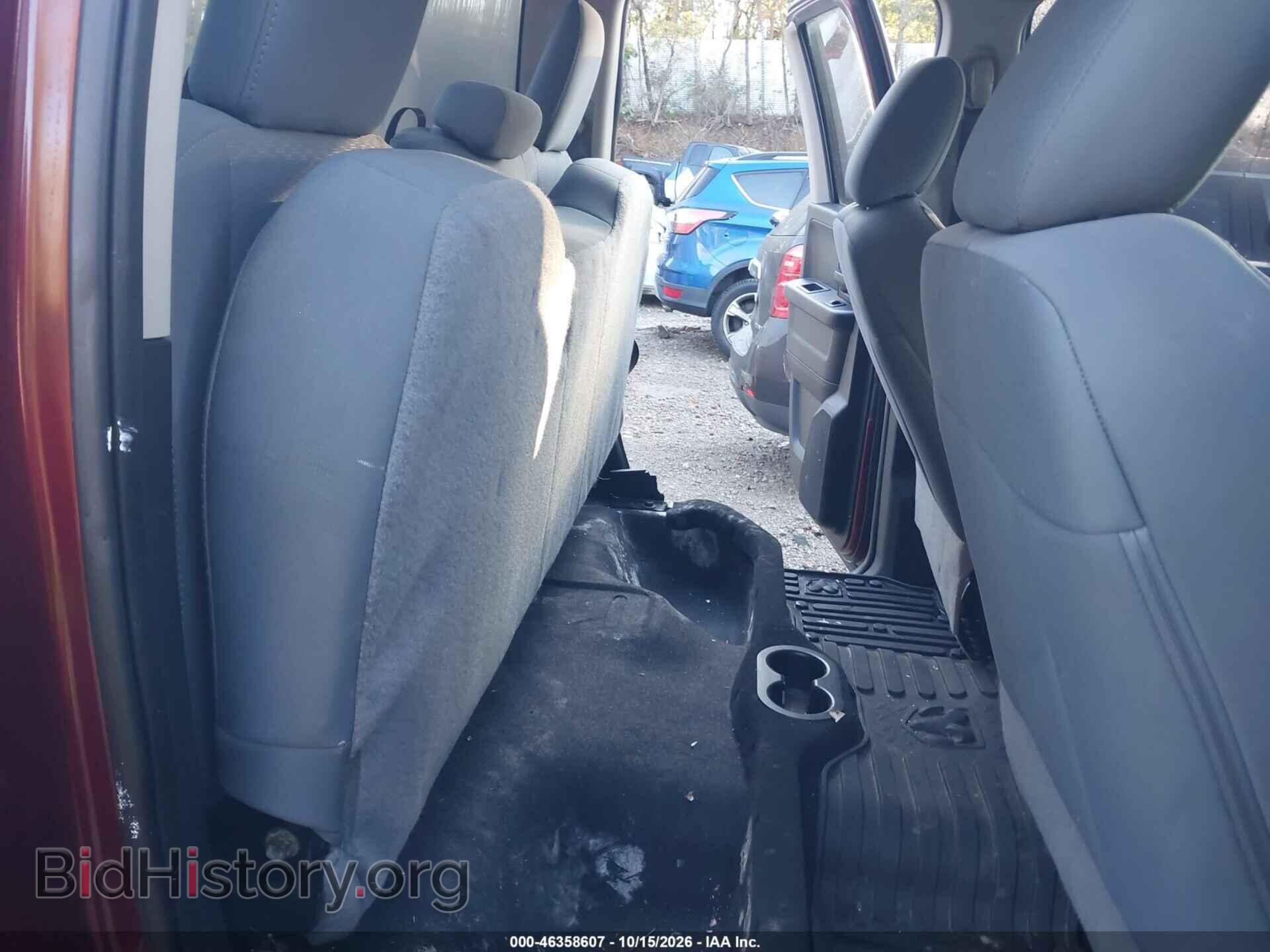 2018 RAM 1500 - VIN: 1C6RR7FT6JS221638 - Фото 8