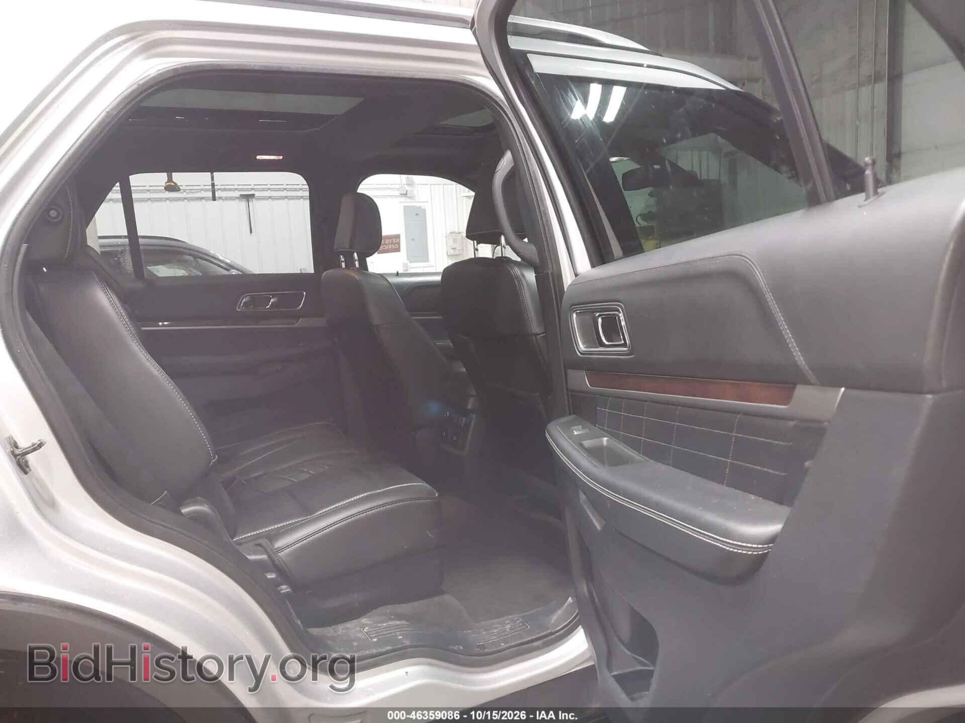 2018 Ford EXPLORER (VIN 1FM5K8HT1JGA00252) — photo 8 of 16
