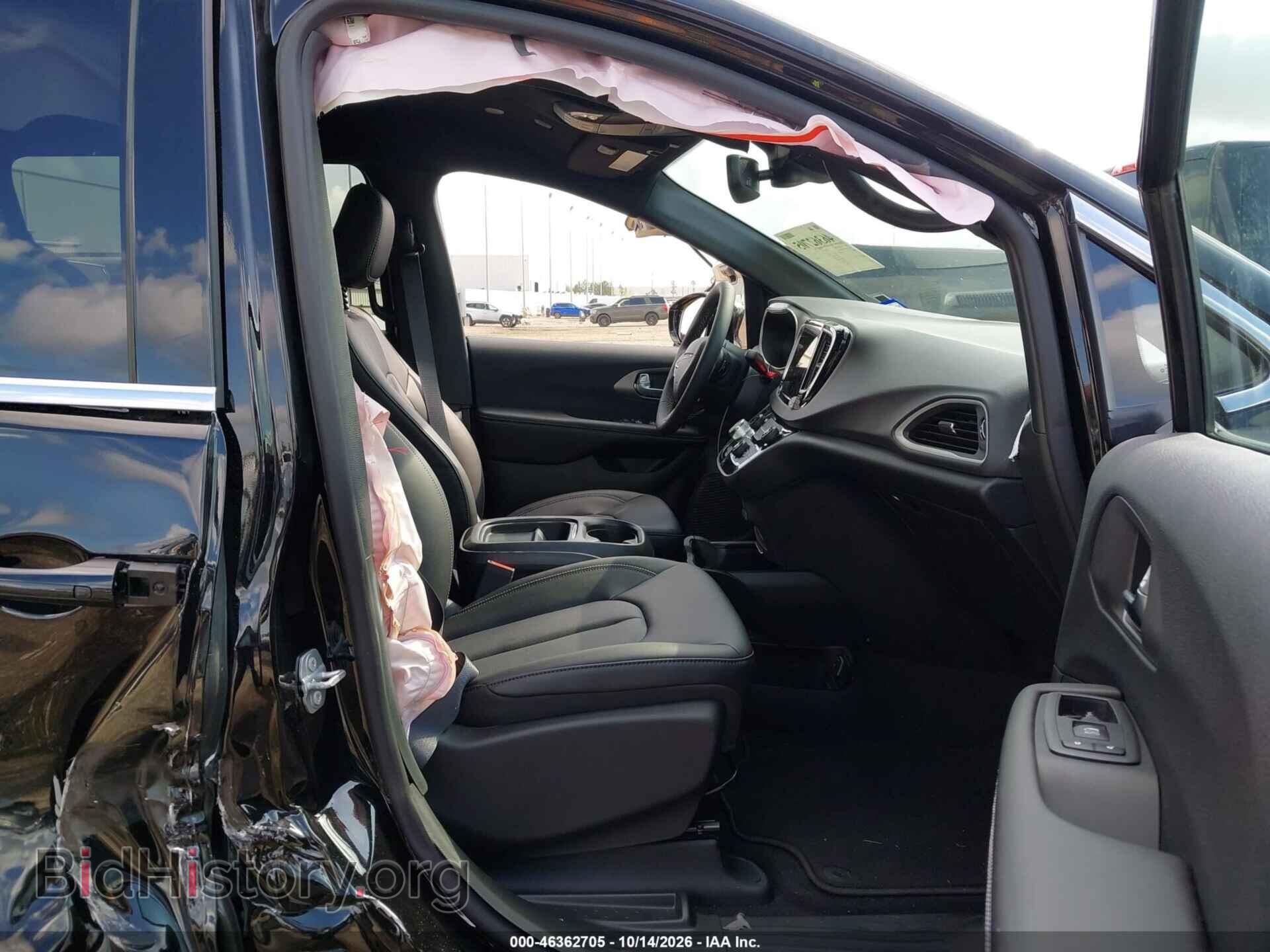 2027 CHRYSLER PACIFICA - VIN: 2C4RC1BG6VR611064 - Photo 5