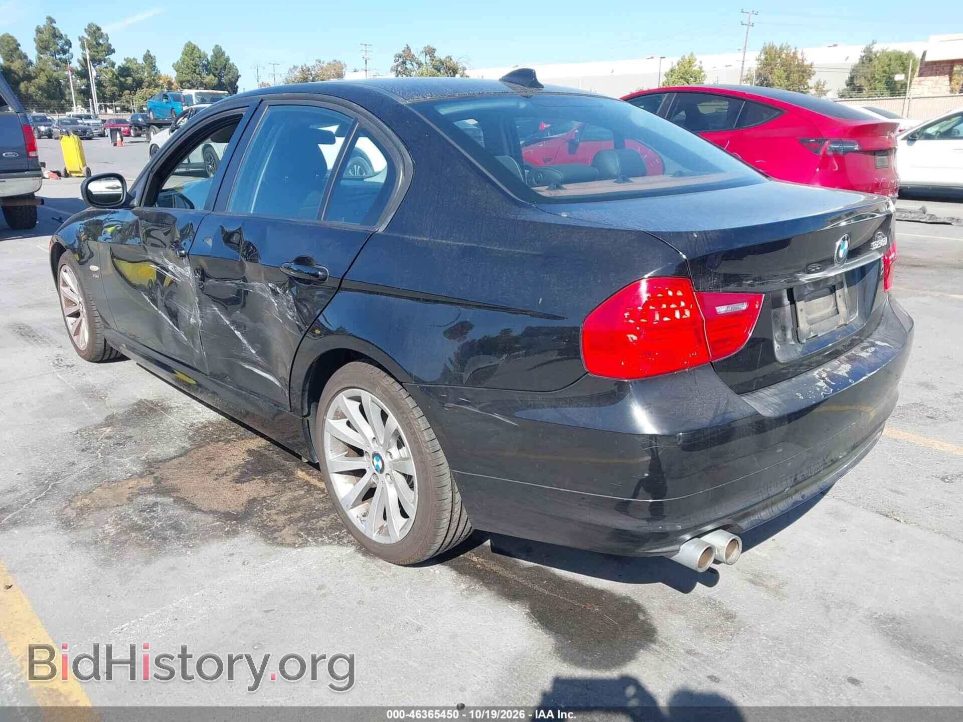 2011 BMW 328I (VIN WBAPK5C59BF123855) — фото 3 из 17