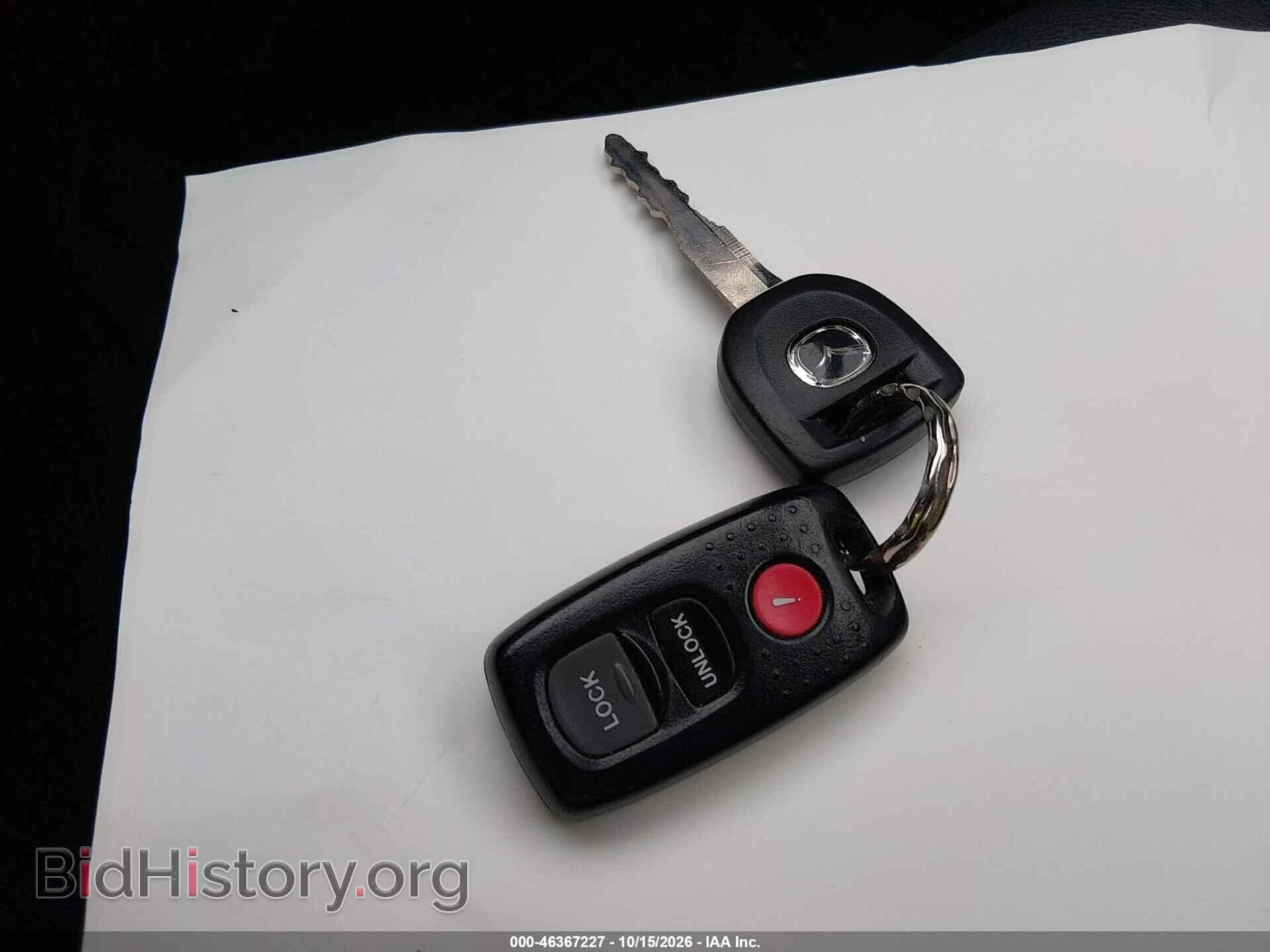 2005 MAZDA MAZDA3 - VIN: JM1BK323251242334 - Photo 11