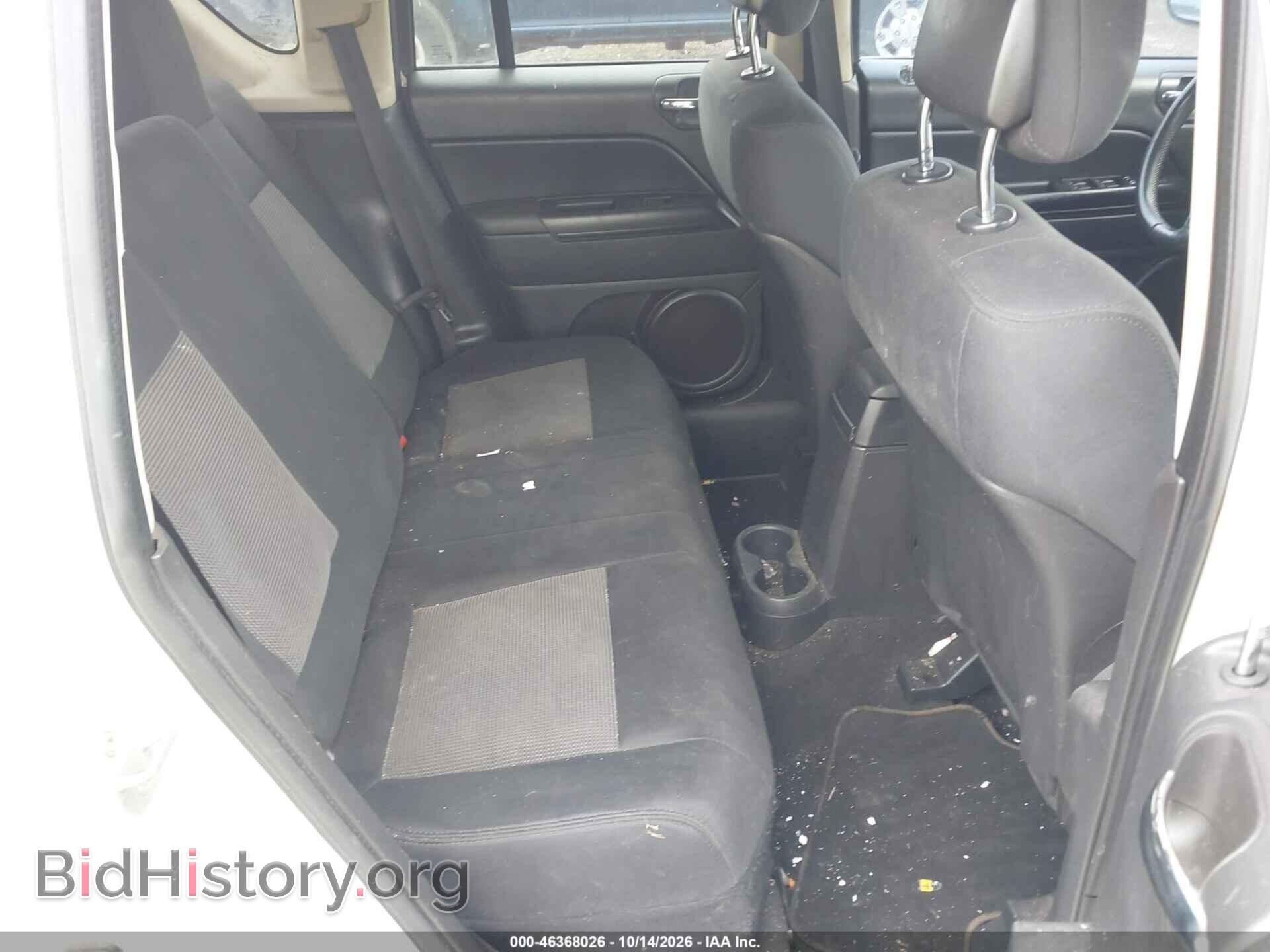 2012 JEEP COMPASS - VIN: 1C4NJCEB9CD618266 - Photo 8