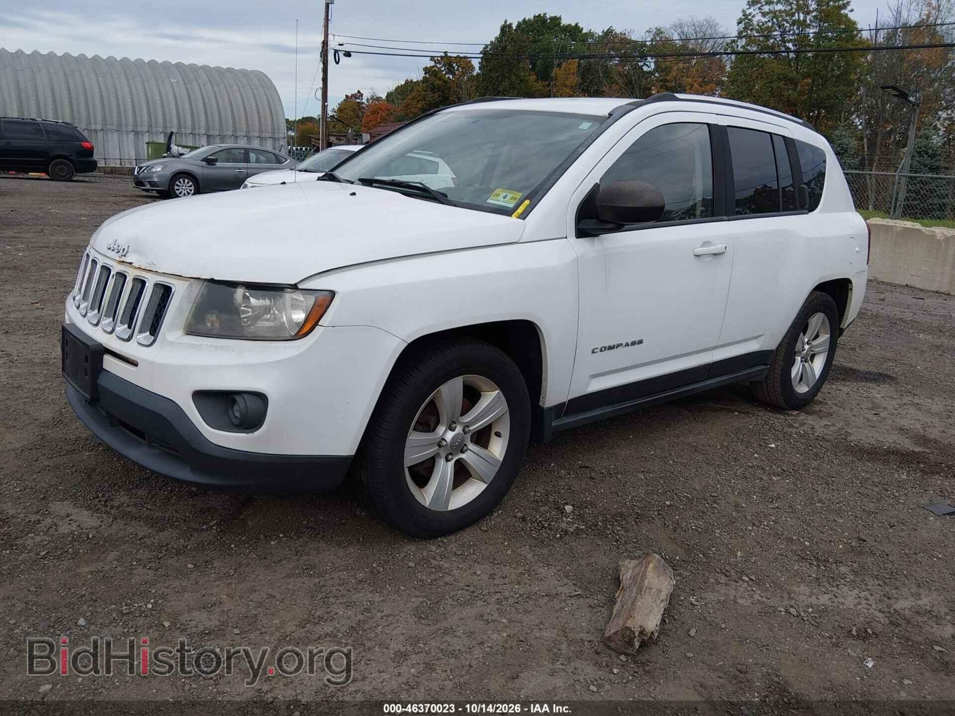 2014 JEEP COMPASS - VIN: 1C4NJDBB7ED728228 - Photo 2