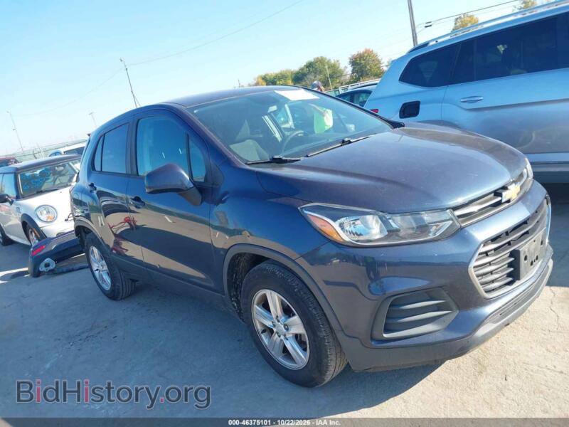 2019 Chevrolet TRAX LS (VIN 3GNCJKSB3KL192077) — photo 1 of 17, IAAI, damage: rear