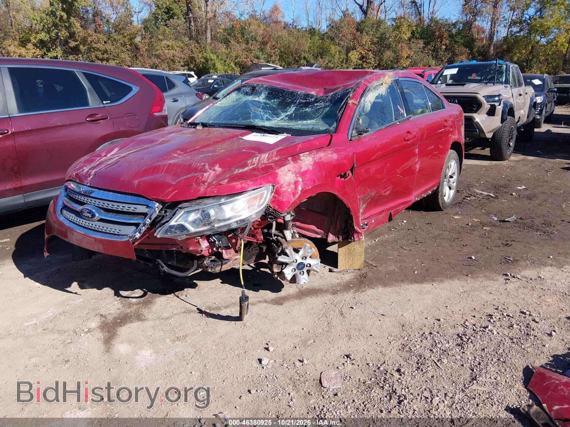 2011 Ford TAURUS (VIN 1FAHP2EW7BG121390) — photo 6 of 17