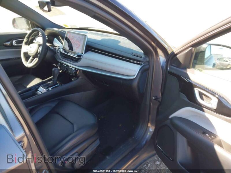 2024 Jeep COMPASS (VIN 3C4NJDCN4RT150808) — photo 5 of 17