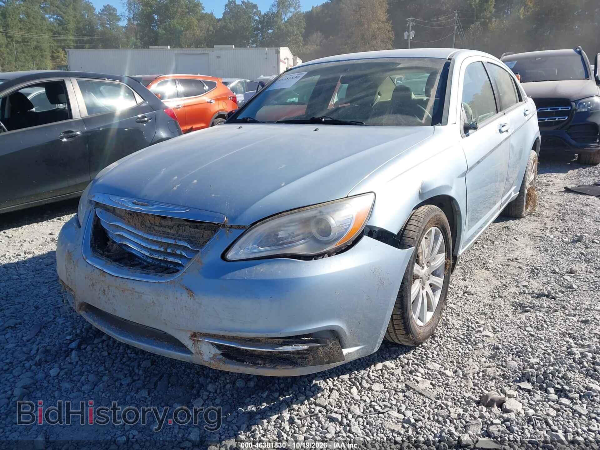2013 CHRYSLER 200 - VIN: 1C3CCBBBXDN513333 - Photo 2
