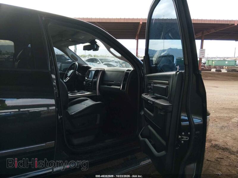 2017 RAM 1500 (VIN 1C6RR7NT9HS697247) — photo 5 of 17