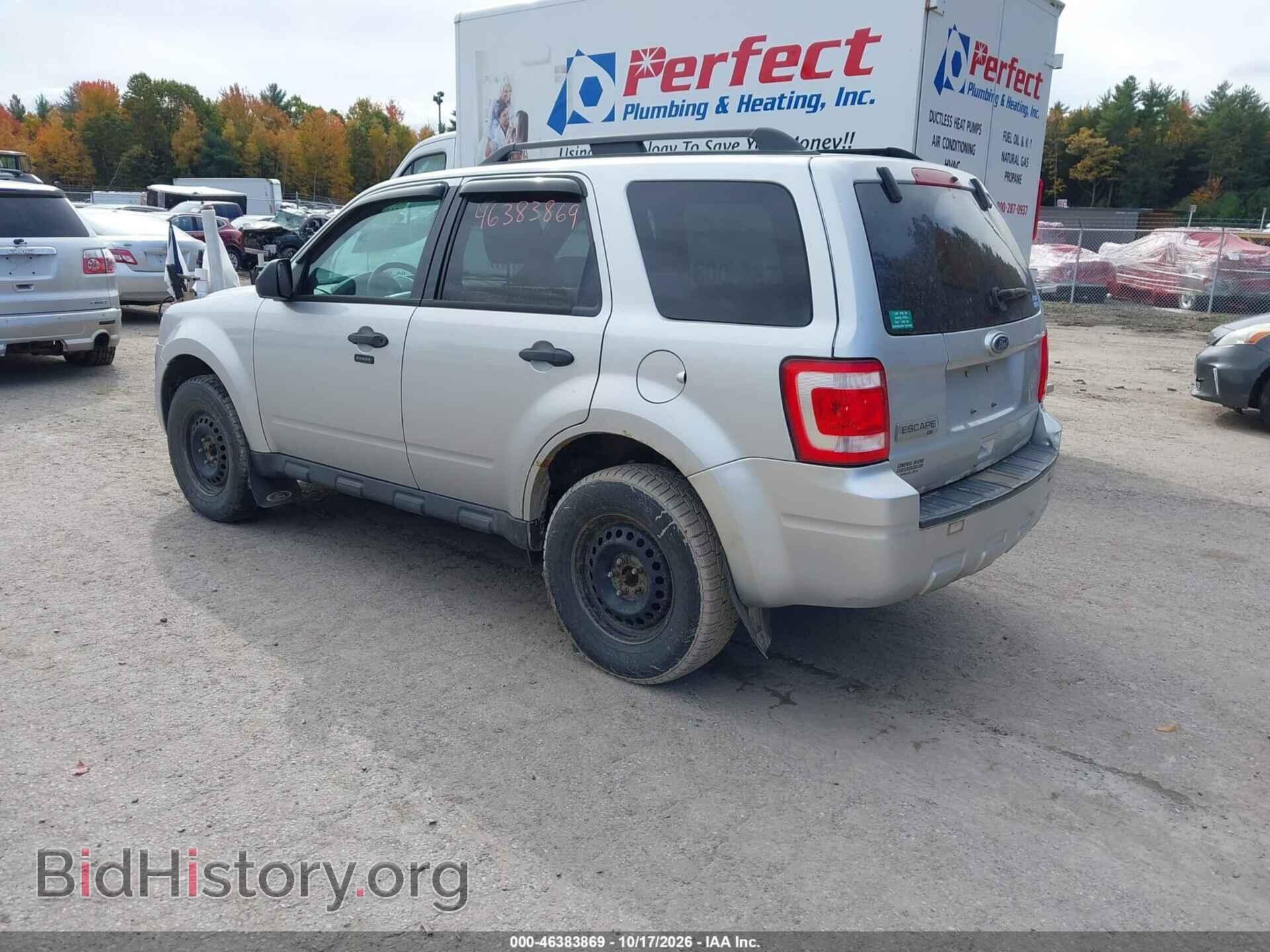 2010 FORD ESCAPE - VIN: 1FMCU9D77AKB95481 - Фото 3