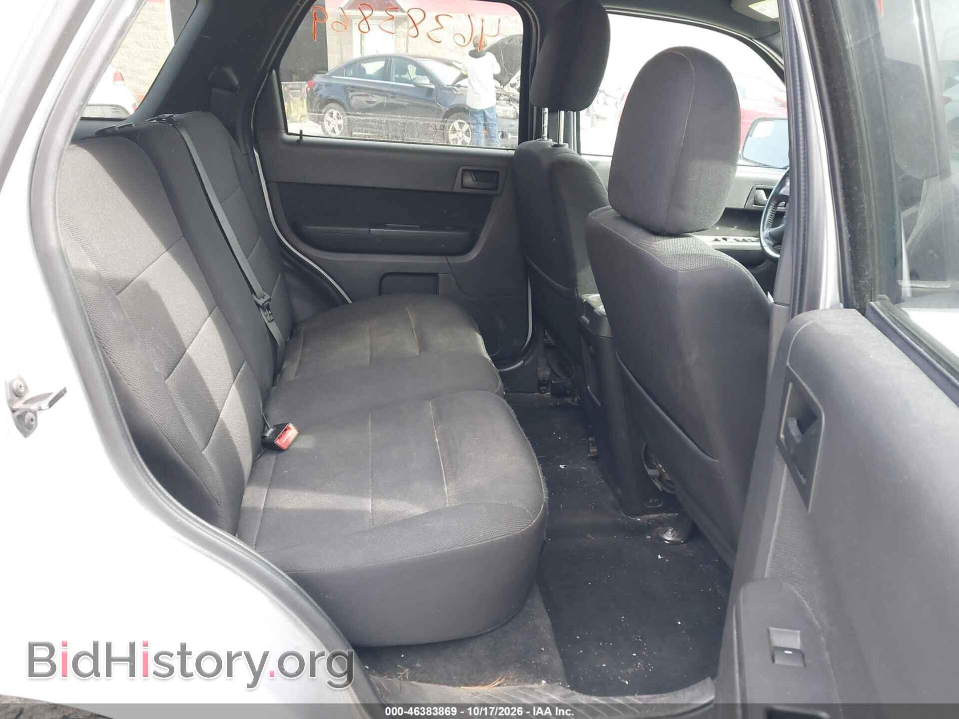 2010 FORD ESCAPE - VIN: 1FMCU9D77AKB95481 - Фото 8