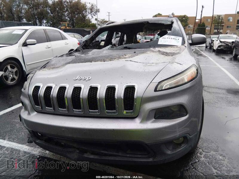 2017 Jeep CHEROKEE (VIN 1C4PJLCB2HW660799) — фото 6 из 16