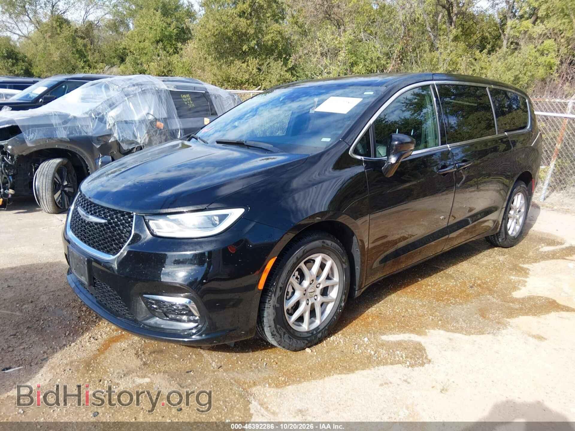 2025 CHRYSLER PACIFICA - VIN: 2C4RC1BG8SR554331 - Photo 2