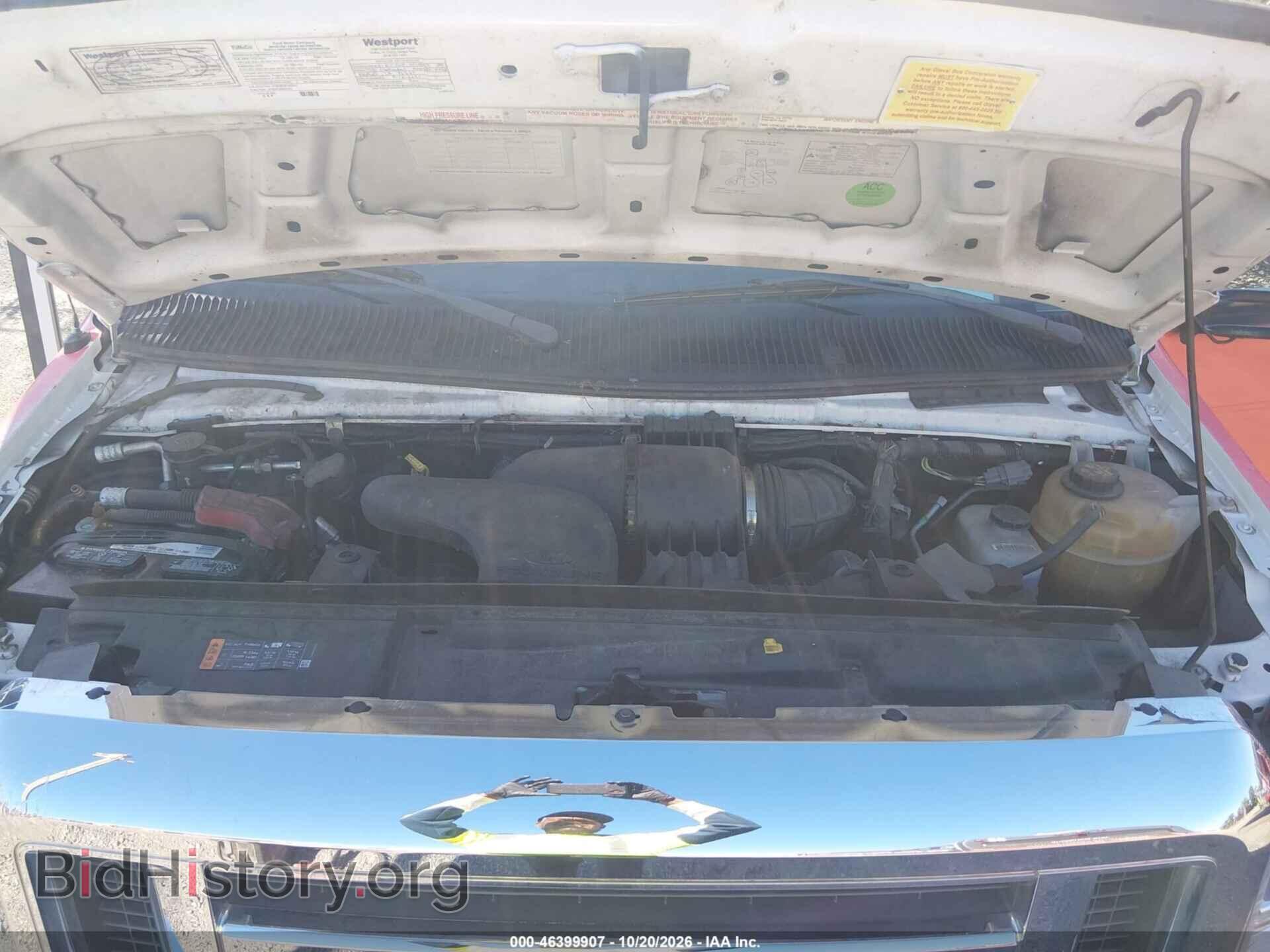 2018 Ford E-450 CUTAWAY (VIN 1FDFE4FS9JDC01512) — photo 9 of 17