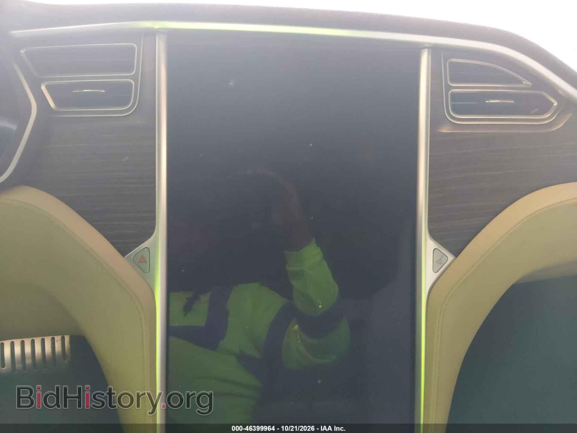2015 TESLA MODEL S - VIN: 5YJSA1H2XFFP75689 - Photo 18