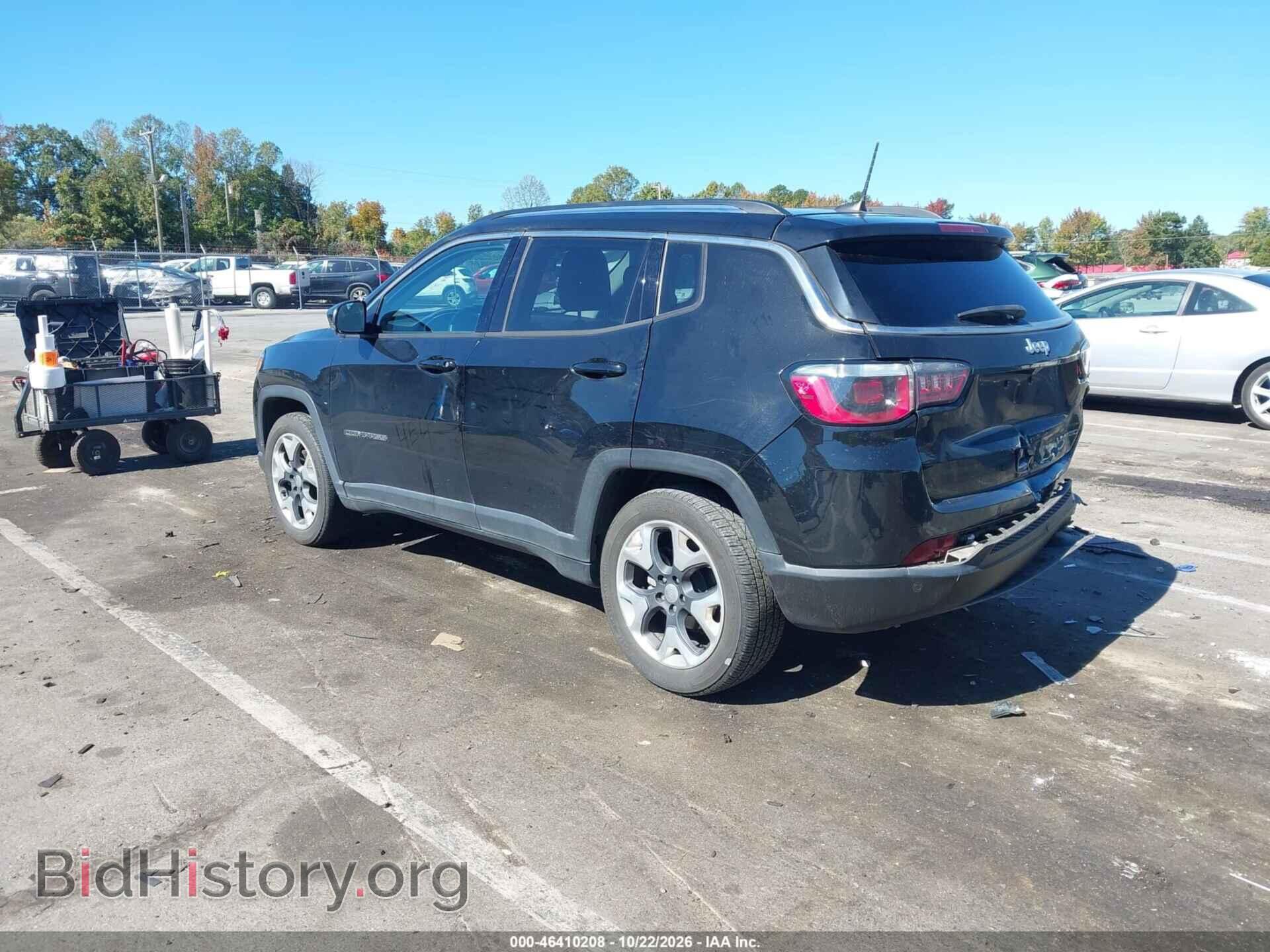 2018 Jeep COMPASS (VIN 3C4NJCCB4JT124018) — фото 3 из 16
