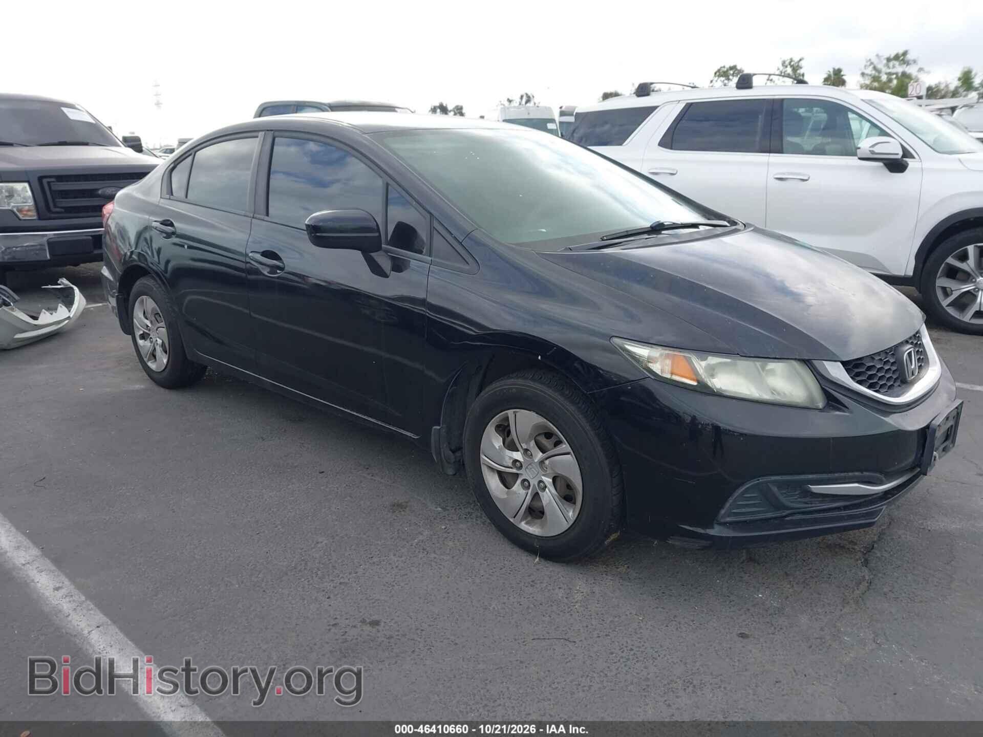2014 Honda CIVIC LX (VIN 19XFB2F52EE252432) — фото 1 из 16, IAAI, повреждение: нормальный износ