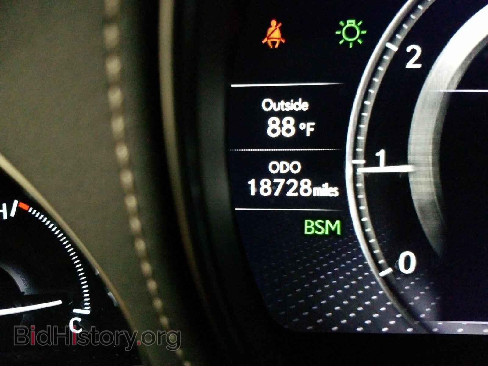 2018 Lexus LS - VIN: JTHB51FF8J5000486 - Photo 12