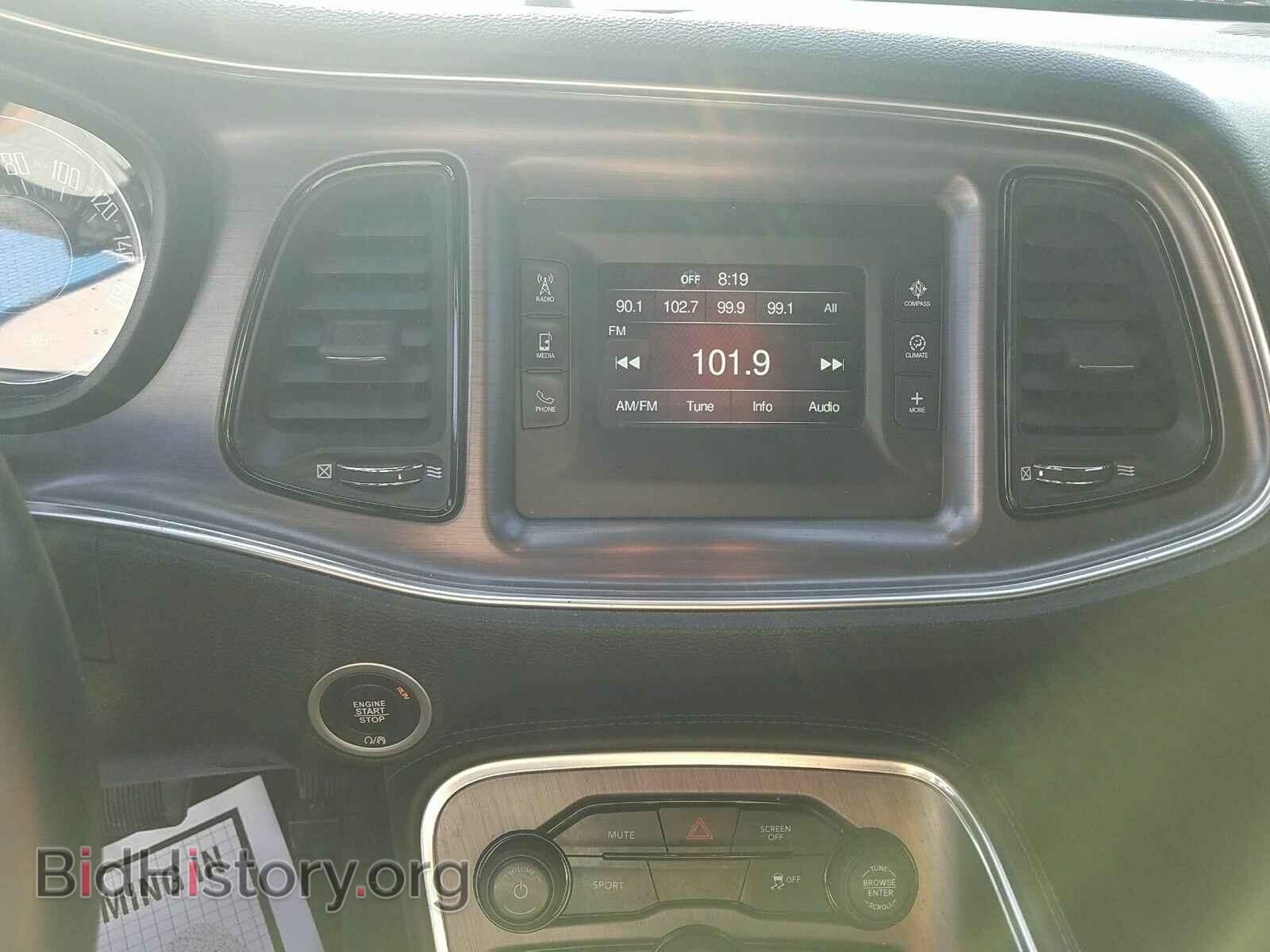2017 Dodge Challenger - VIN: 2C3CDZAG6HH613155 - Фото 4