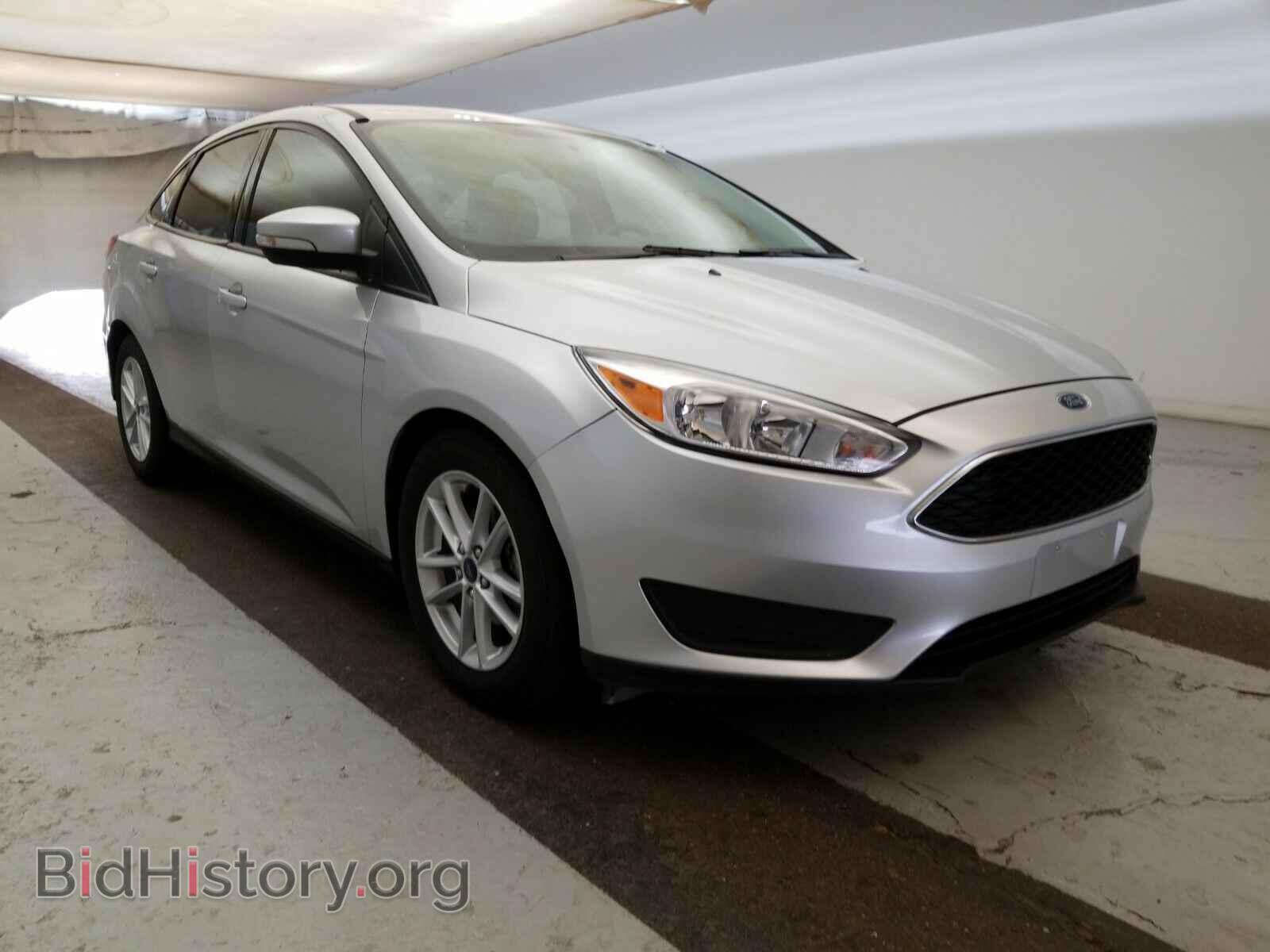 2016 Ford Focus - VIN: 1FADP3F25GL381799 - Фото 3