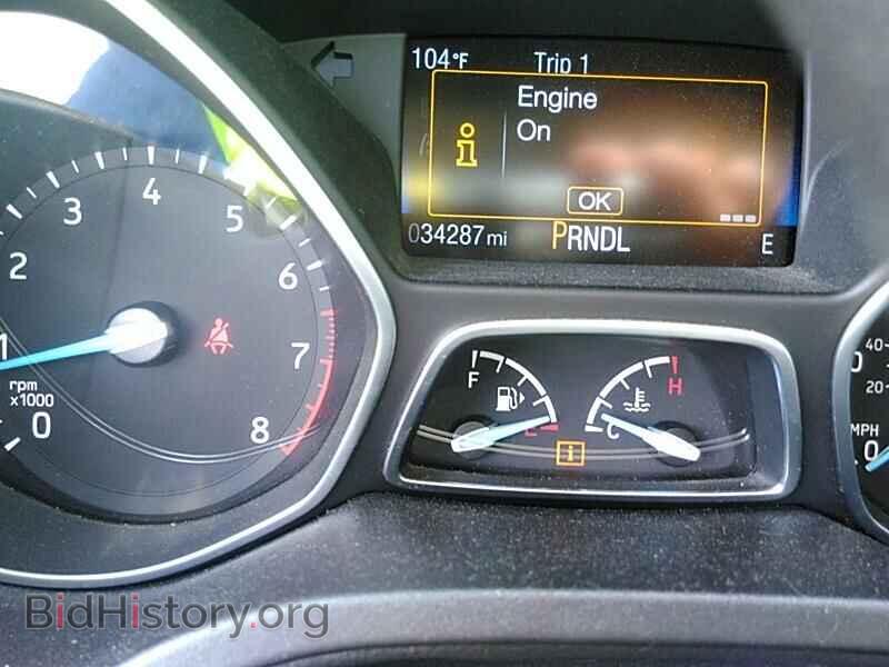 2016 Ford Focus - VIN: 1FADP3K27GL389182 - Photo 5