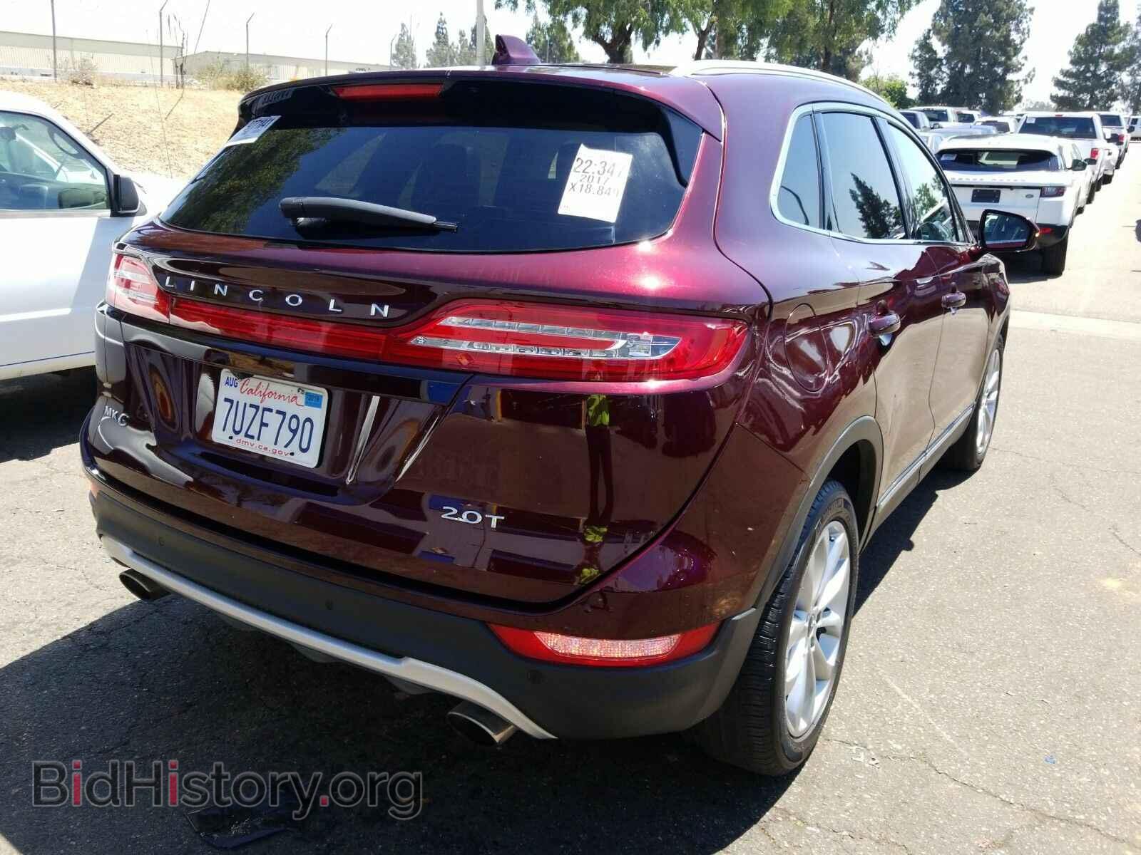 2017 Lincoln MKC - VIN: 5LMCJ2C93HUL15646 - Фото 2