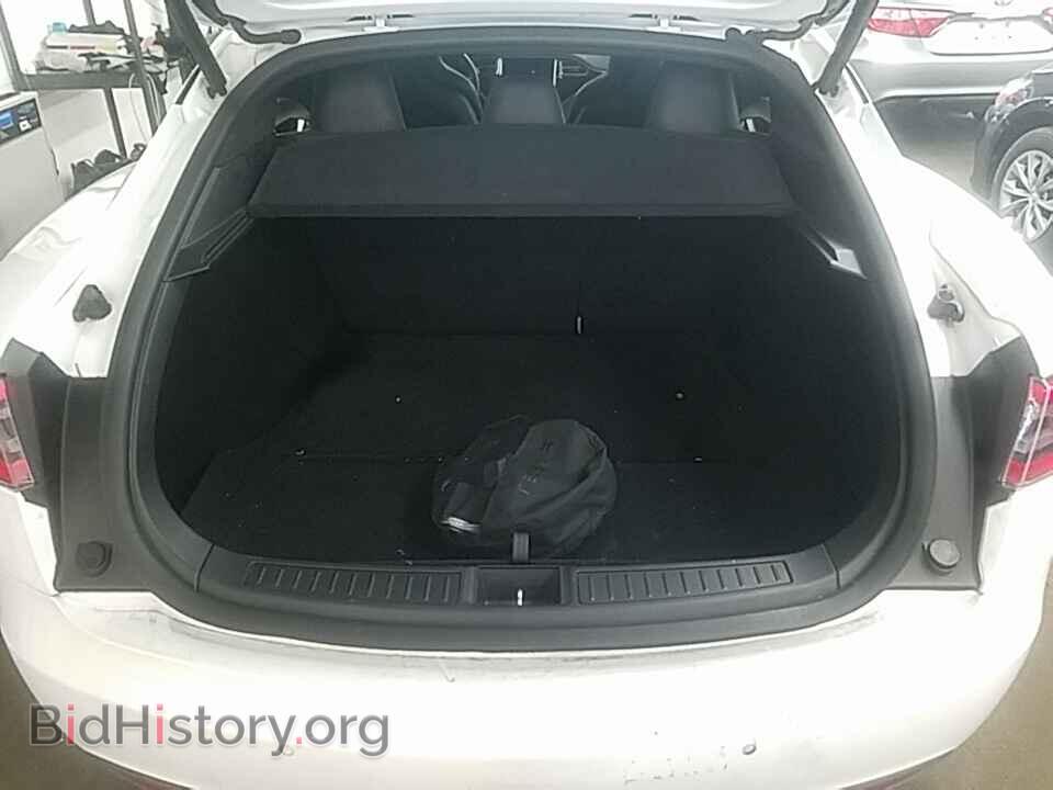 2016 Tesla Model S - VIN: 5YJSA1E20GF130152 - Фото 7