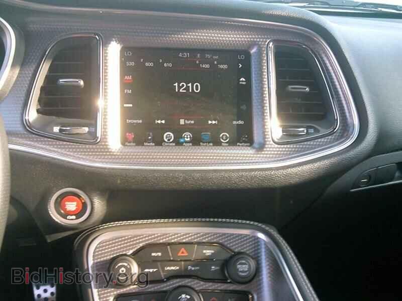 2017 Dodge Challenger - VIN: 2C3CDZC97HH628892 - Фото 4