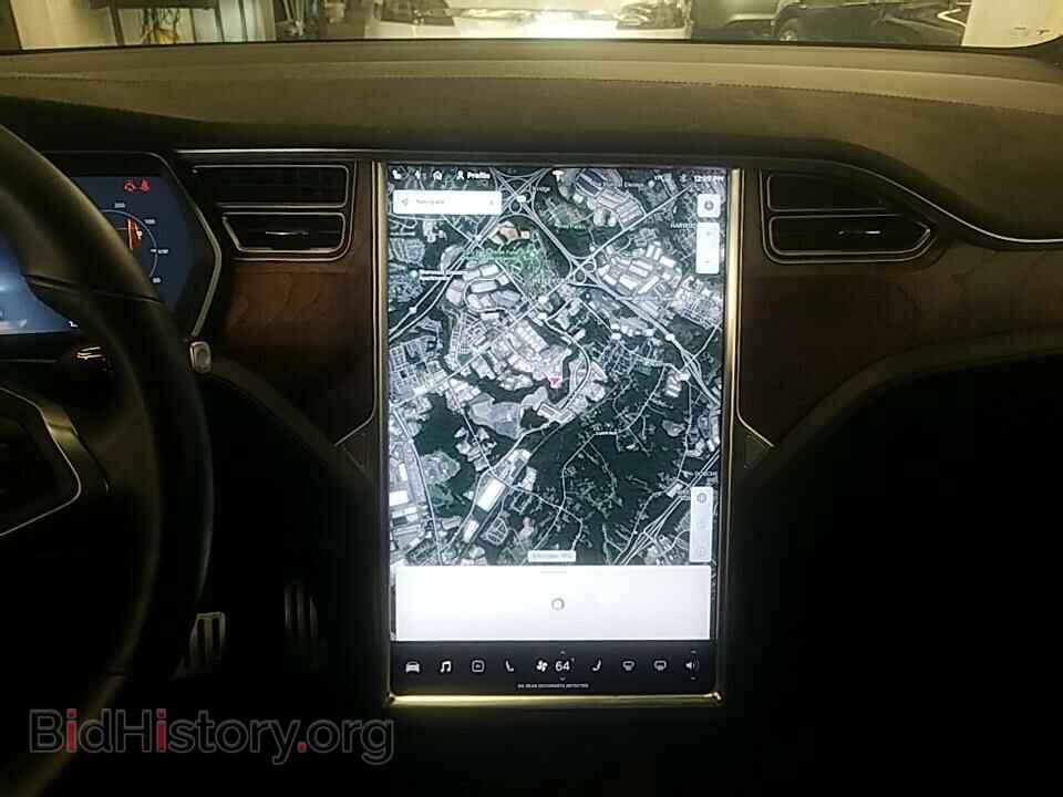 2016 Tesla Model X - VIN: 5YJXCBE47GF003177 - Фото 4