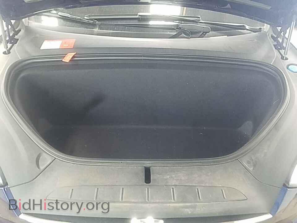2016 Tesla Model X - VIN: 5YJXCBE47GF003177 - Фото 9