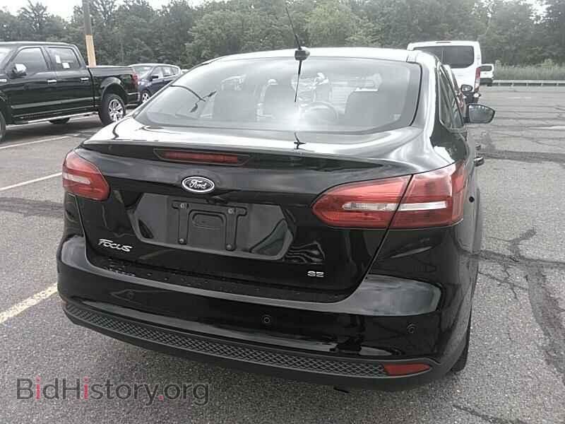 2016 Ford Focus - VIN: 1FADP3F29GL275842 - Фото 2