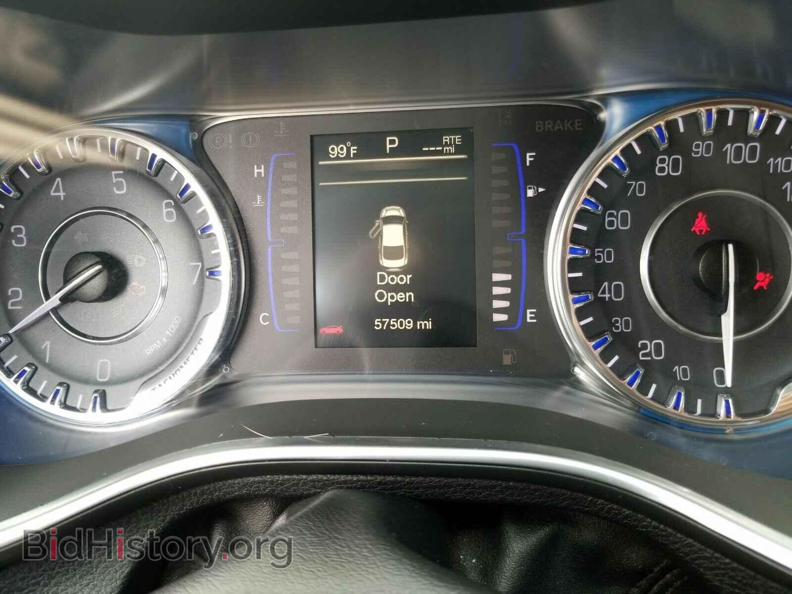2016 Chrysler 200 - VIN: 1C3CCCAB3GN149834 - Фото 5