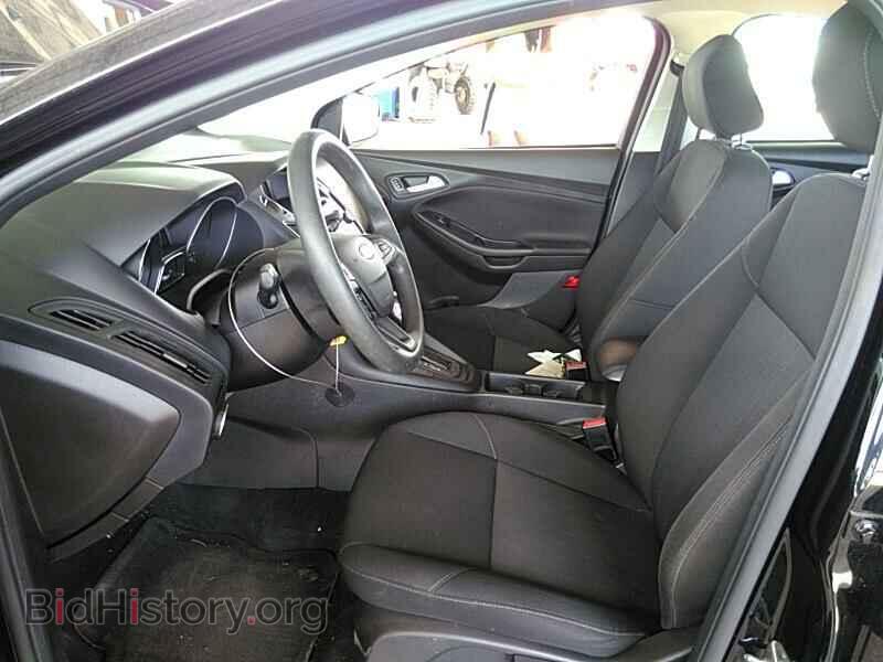 2016 Ford Focus - VIN: 1FADP3K27GL222370 - Фото 3