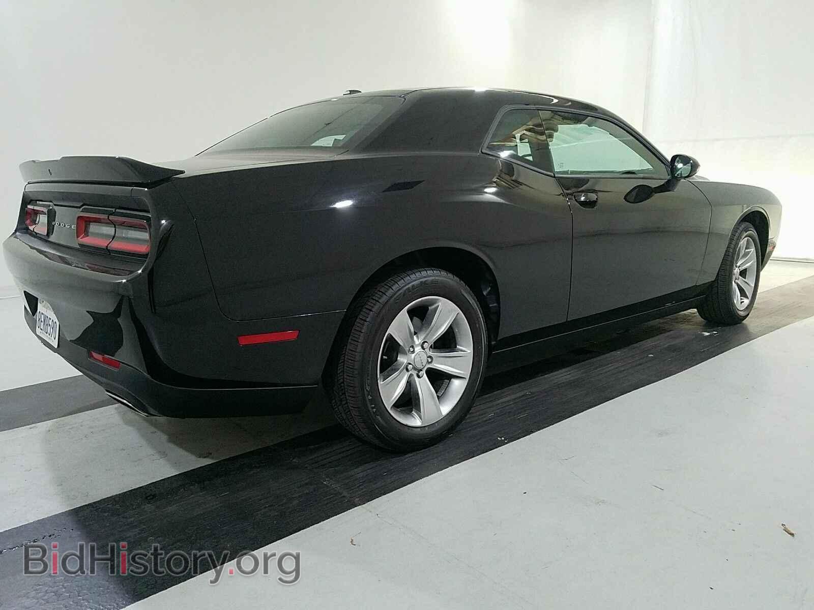 2018 Dodge Challenger - VIN: 2C3CDZAG1JH321841 - Фото 2