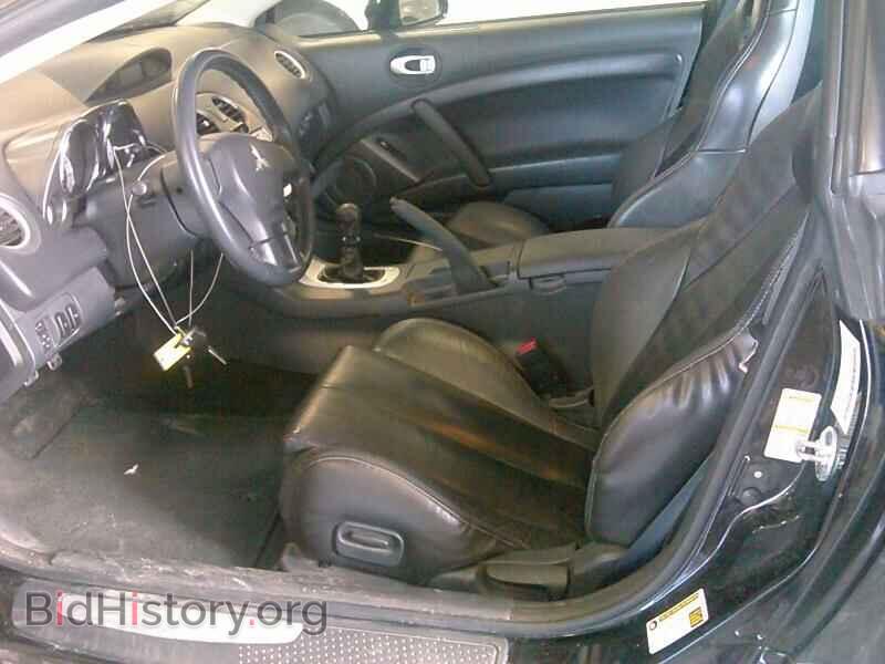 2008 Mitsubishi Eclipse - VIN: 4A3AK34T08E032561 - Фото 3