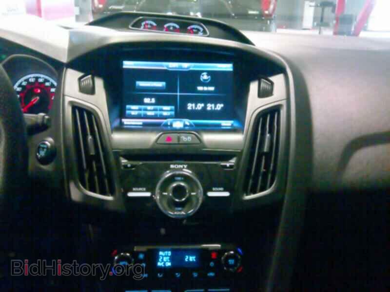 2013 Ford Focus - VIN: 1FADP3L91DL214711 - Photo 4