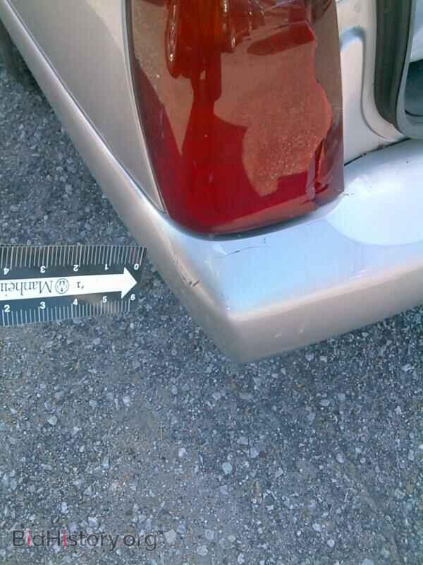 2004 Cadillac DeVille - VIN: 1G6KD54Y84U207487 - Photo 14