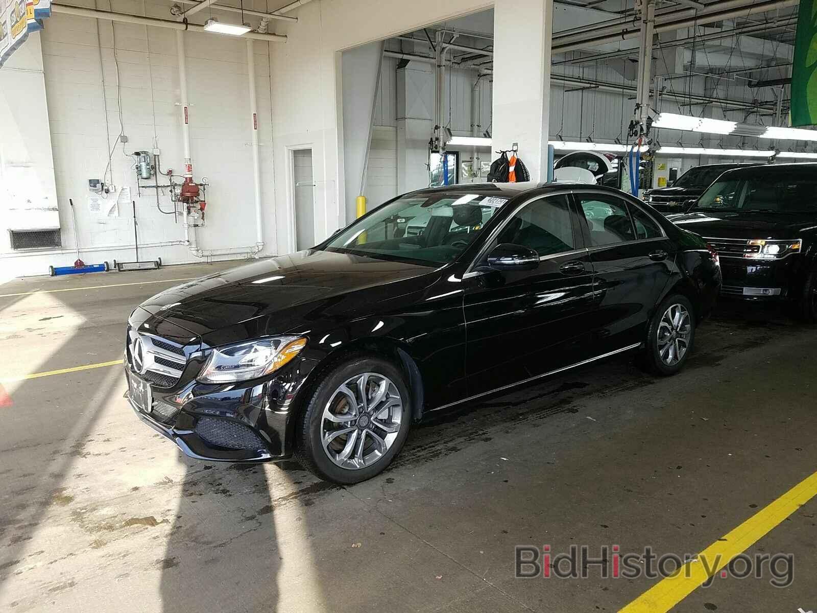 Photo 55SWF4KB9HU183649 - Mercedes-Benz C-Class 2017