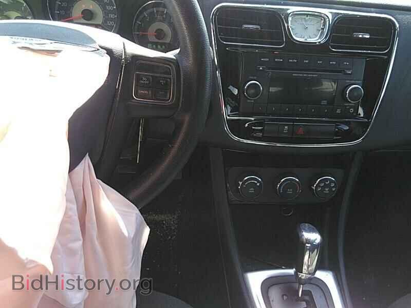 2012 Chrysler 200 - VIN: 1C3CCBAB3CN170848 - Фото 4