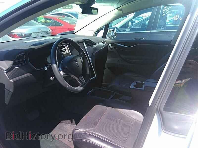 2016 Tesla Model X - VIN: 5YJXCBE23GF007466 - Фото 3